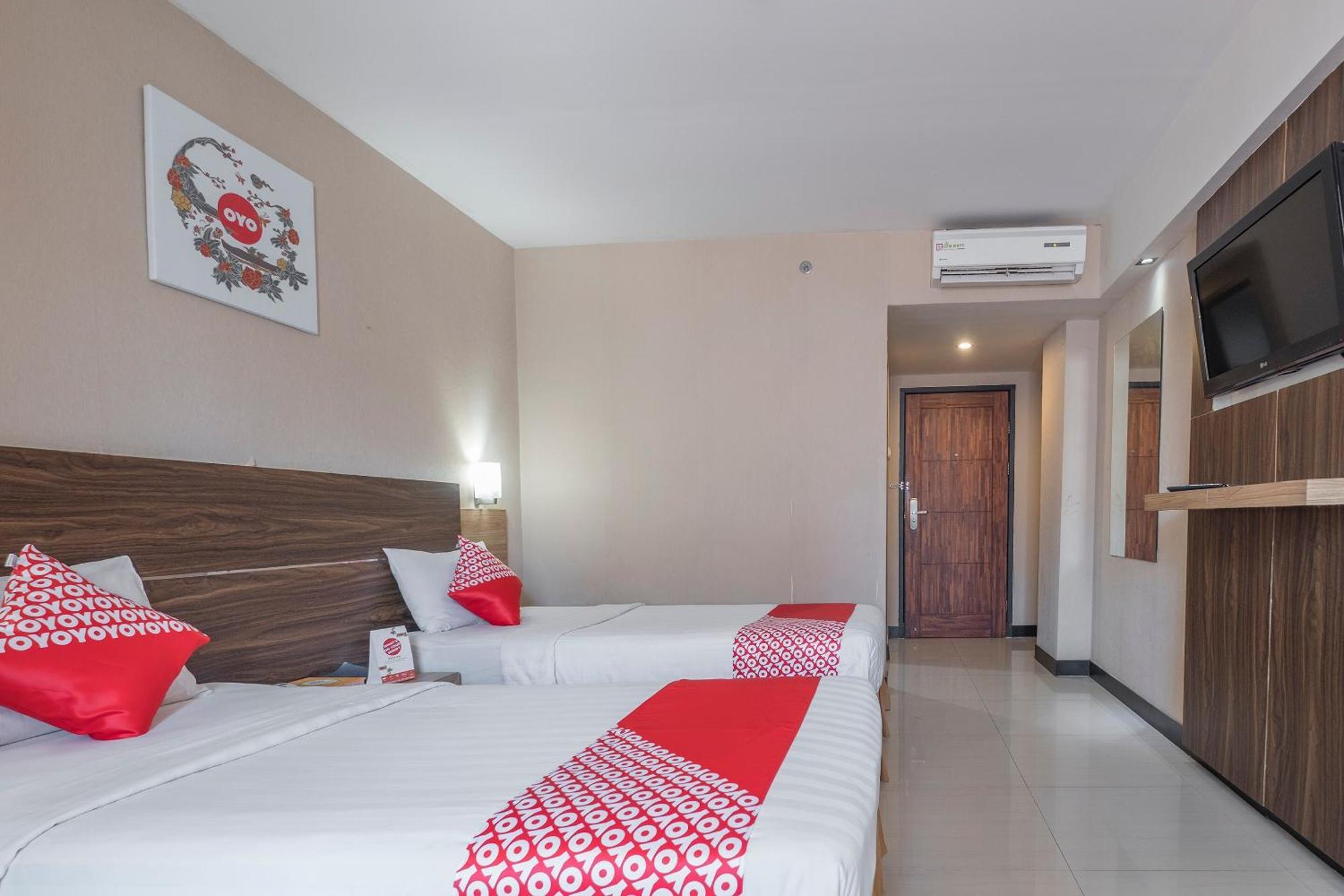Oyo 1081 Allson City Hotel Makassar Ngoại thất bức ảnh