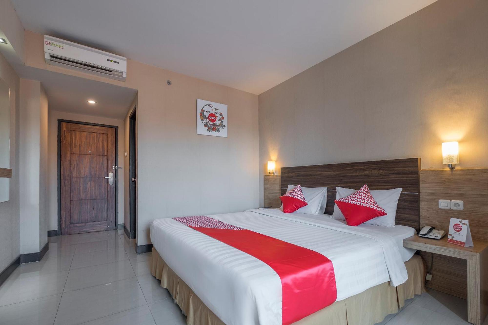 Oyo 1081 Allson City Hotel Makassar Ngoại thất bức ảnh